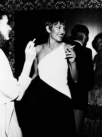 Lucrecia Plat - Cocktail para Regine de París