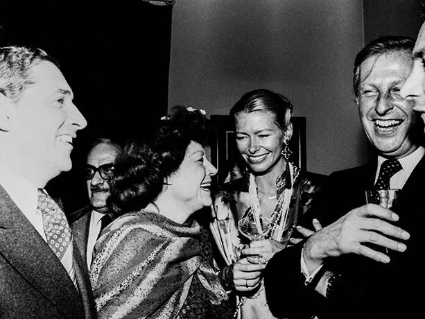 Lucrecia Plat - Cocktail para Regine de París